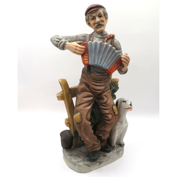 Vintage Hand Painted Porcelain Accordion Player Figurine & Dog Capodimonte Style - Picture 11 of 11